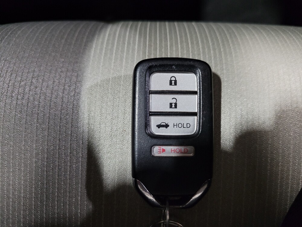 2018 Honda Accord in Pittsburgh, PA 15236 - 18132733 32