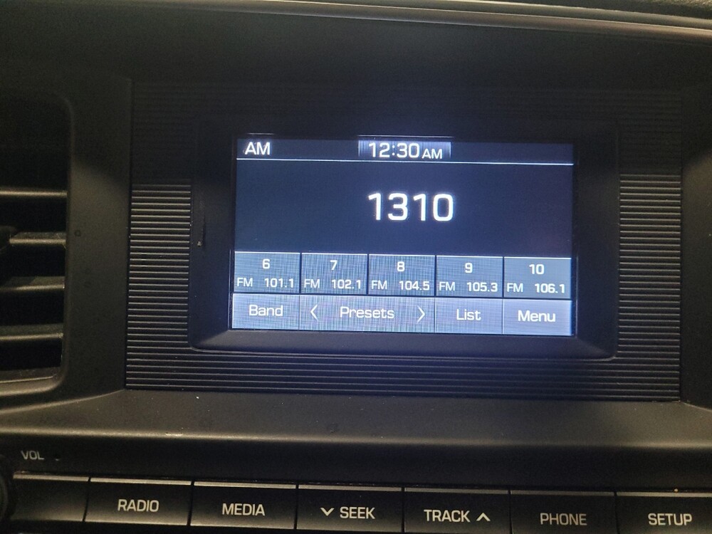 2020 Hyundai Elantra in New Castle, DE 19720 - 18132737 25