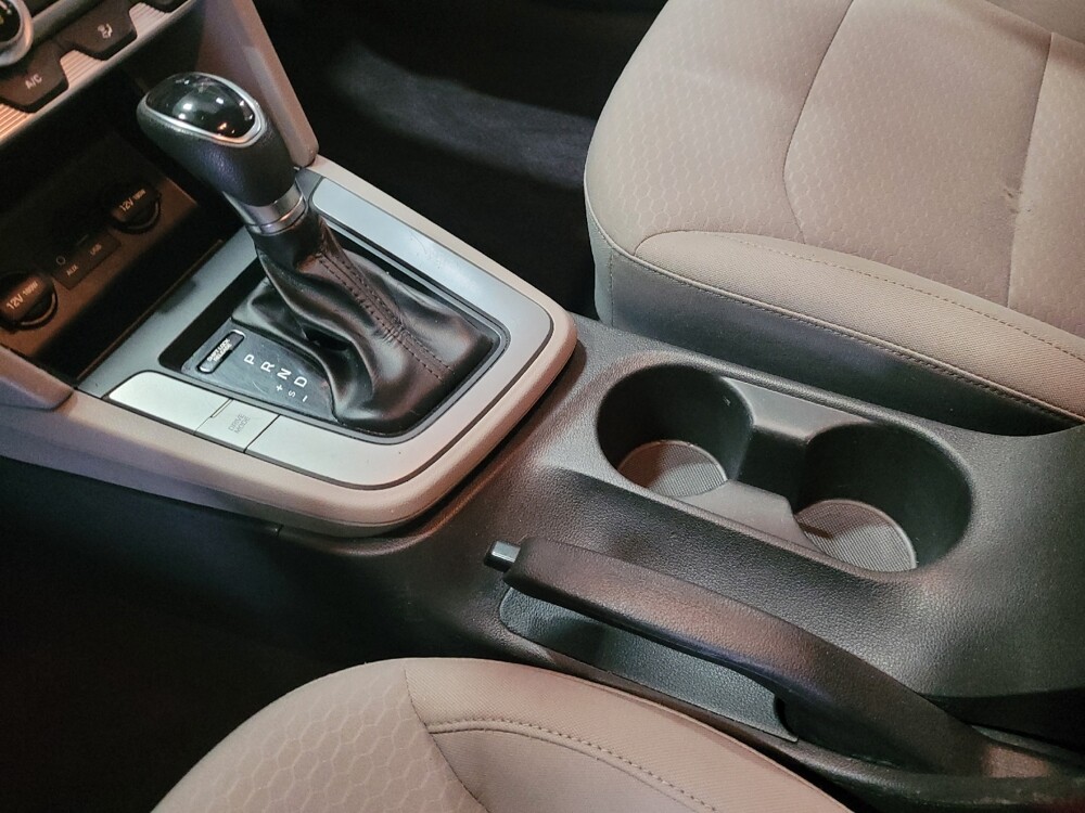 2020 Hyundai Elantra in New Castle, DE 19720 - 18132737 26