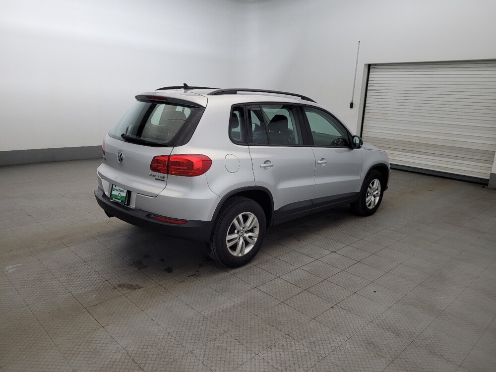 2015 Volkswagen Tiguan in Newport News, VA 23601 - 18132738 9