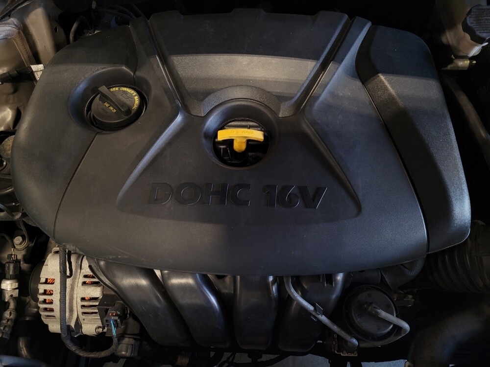 2016 Hyundai Elantra in Jacksonville, FL 32210 - 18132743 30