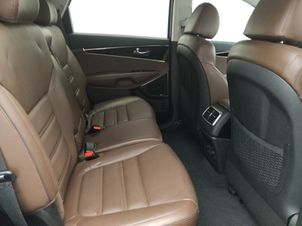 2020 Kia Sorento in Kissimmee, FL 34744 - 18132744 19