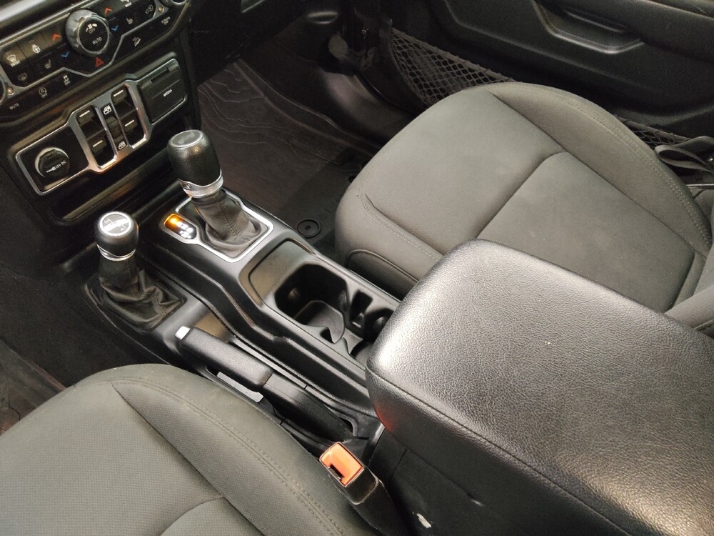 2020 Jeep Wrangler in Wichita, KS 67207 - 18132746 26