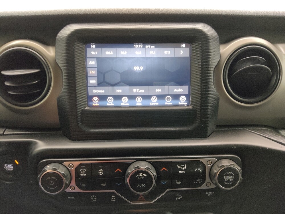 2020 Jeep Wrangler in Wichita, KS 67207 - 18132746 25