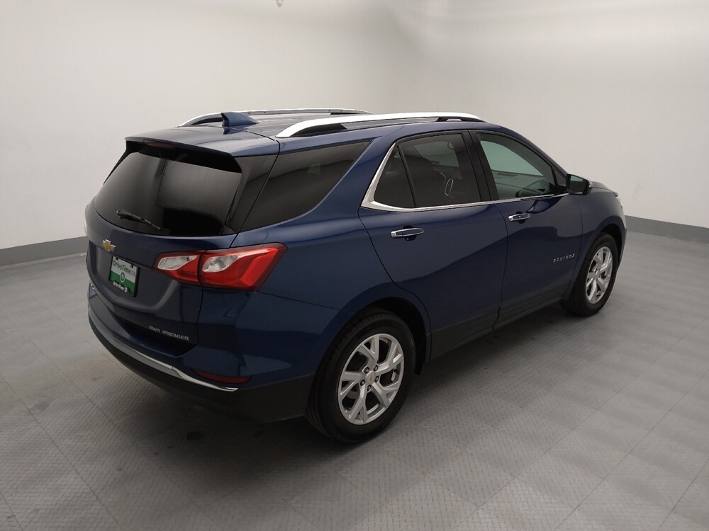 2020 Chevrolet Equinox in St. Louis, MO 63136 - 18132747 9