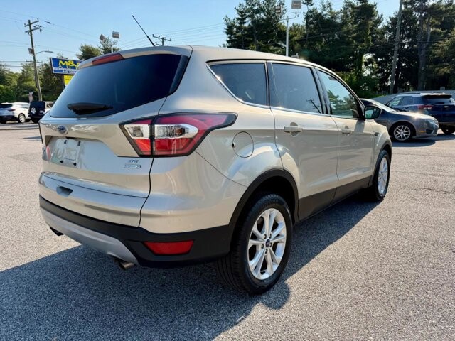 2017 Ford Escape in Baltimore, MD 21225 - 18132748 4