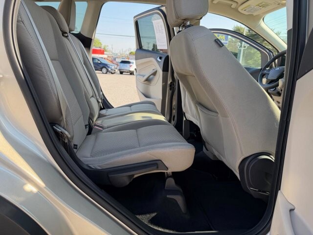 2017 Ford Escape in Baltimore, MD 21225 - 18132748 21