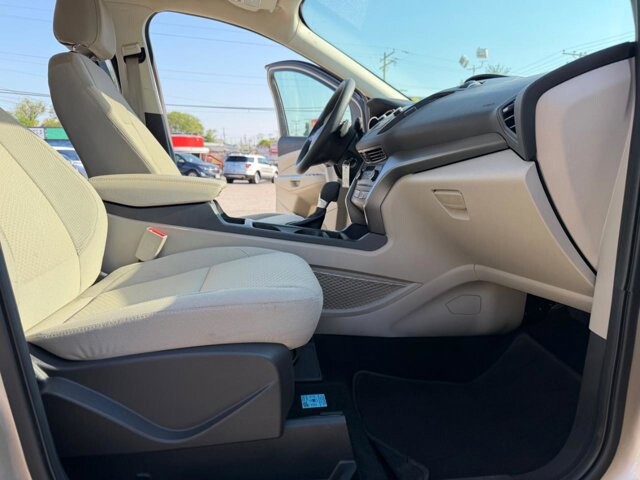 2017 Ford Escape in Baltimore, MD 21225 - 18132748 17