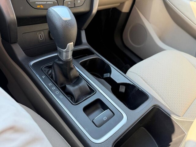 2017 Ford Escape in Baltimore, MD 21225 - 18132748 43