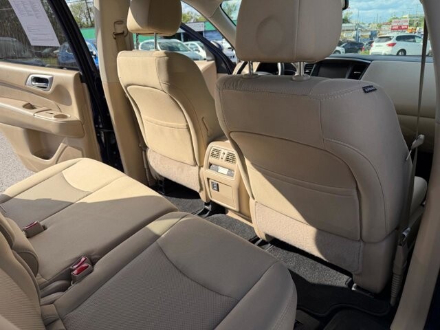 2018 Nissan Pathfinder in Baltimore, MD 21225 - 18132749 25