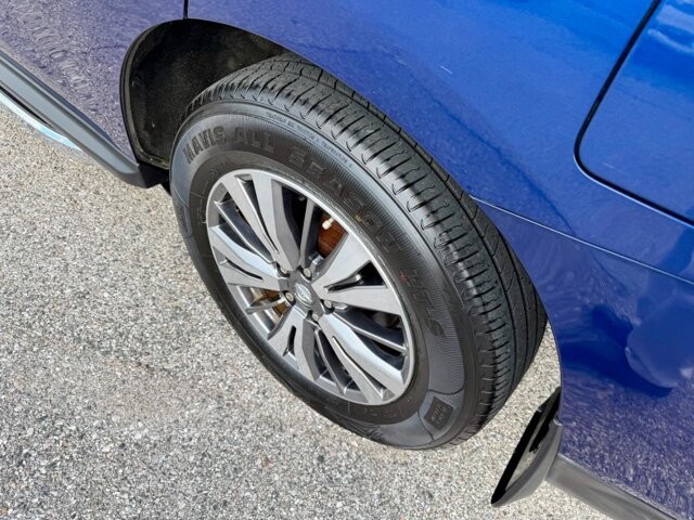2018 Nissan Pathfinder in Baltimore, MD 21225 - 18132749 9
