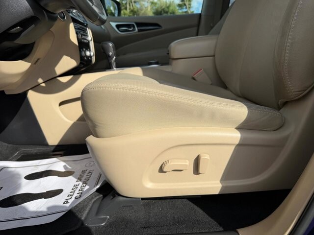 2018 Nissan Pathfinder in Baltimore, MD 21225 - 18132749 39