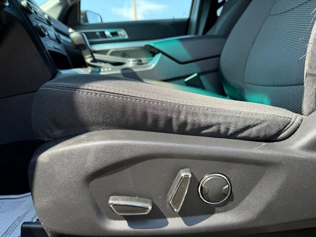 2017 Ford Explorer in Baltimore, MD 21225 - 18132750 22