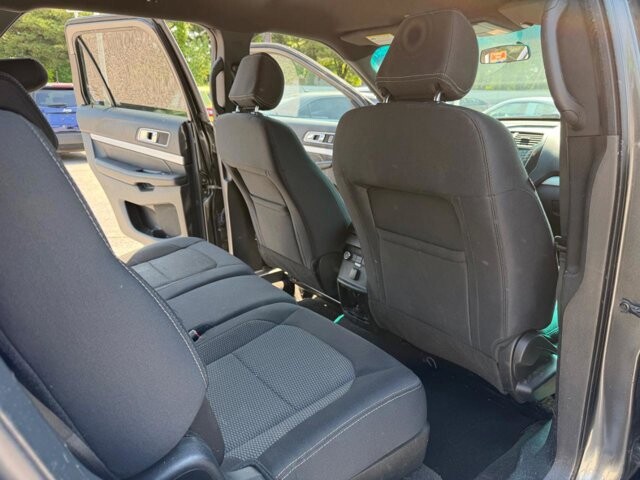 2017 Ford Explorer in Baltimore, MD 21225 - 18132750 13