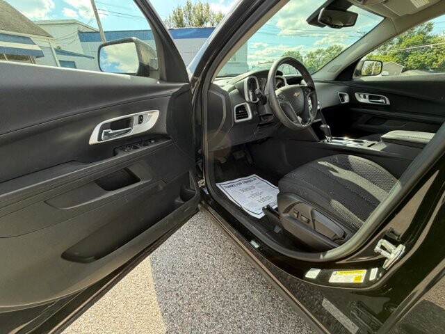 2017 Chevrolet Equinox in Baltimore, MD 21225 - 18132751 27