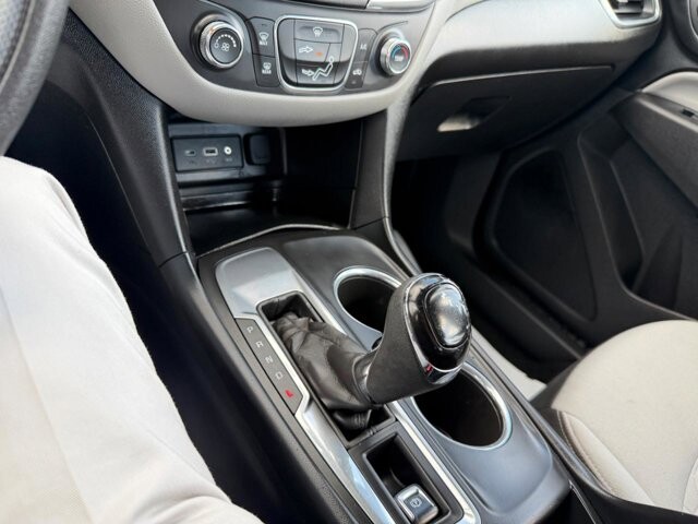 2019 Chevrolet Equinox in Baltimore, MD 21225 - 18132752 40
