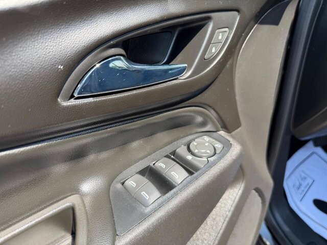 2018 Chevrolet Equinox in Baltimore, MD 21225 - 18132754 29