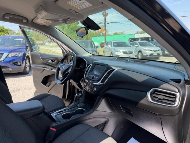 2018 Chevrolet Equinox in Baltimore, MD 21225 - 18132754 16