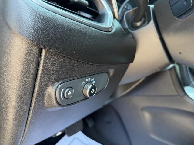 2018 Chevrolet Equinox in Baltimore, MD 21225 - 18132754 30