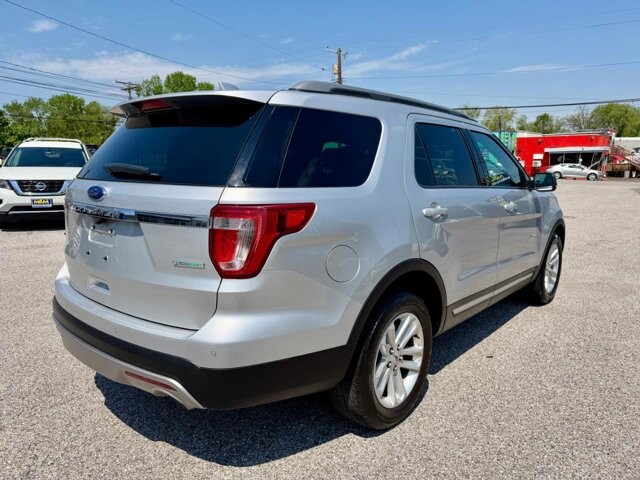 2017 Ford Explorer in Baltimore, MD 21225 - 18132755 5