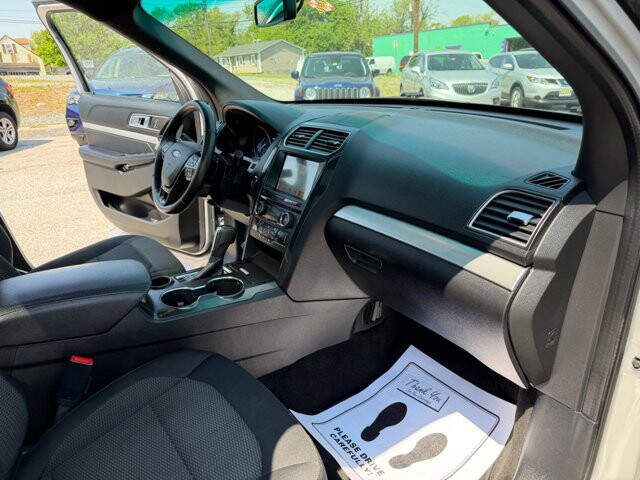2017 Ford Explorer in Baltimore, MD 21225 - 18132755 16