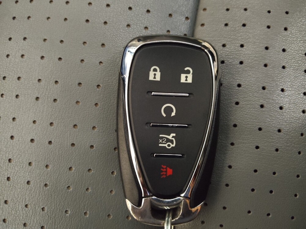 2017 Chevrolet Sonic in Charleston, SC 29414 - 18132759 32