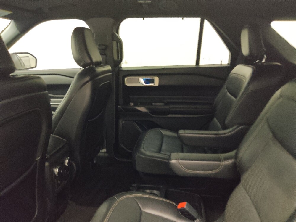 2020 Ford Explorer in Lombard, IL 60148 - 18132764 18