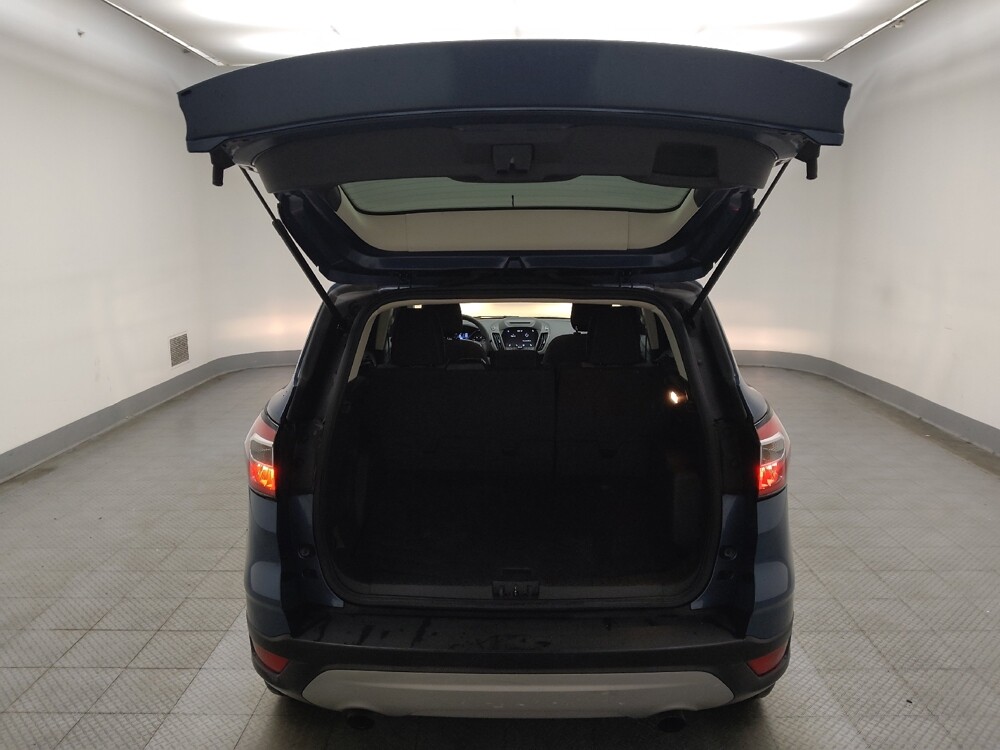 2018 Ford Escape in Lombard, IL 60148 - 18132767 29