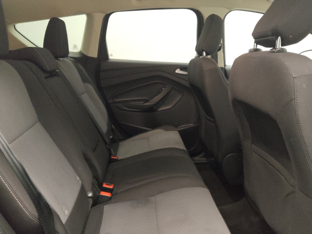 2018 Ford Escape in Lombard, IL 60148 - 18132767 19