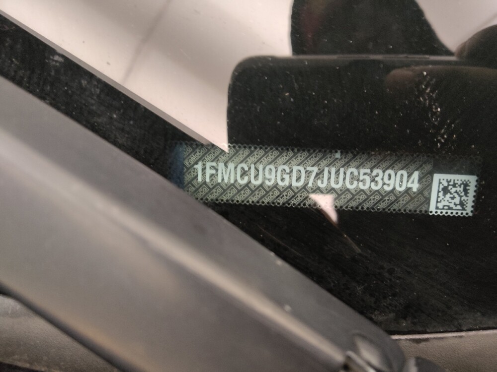 2018 Ford Escape in Lombard, IL 60148 - 18132767 33