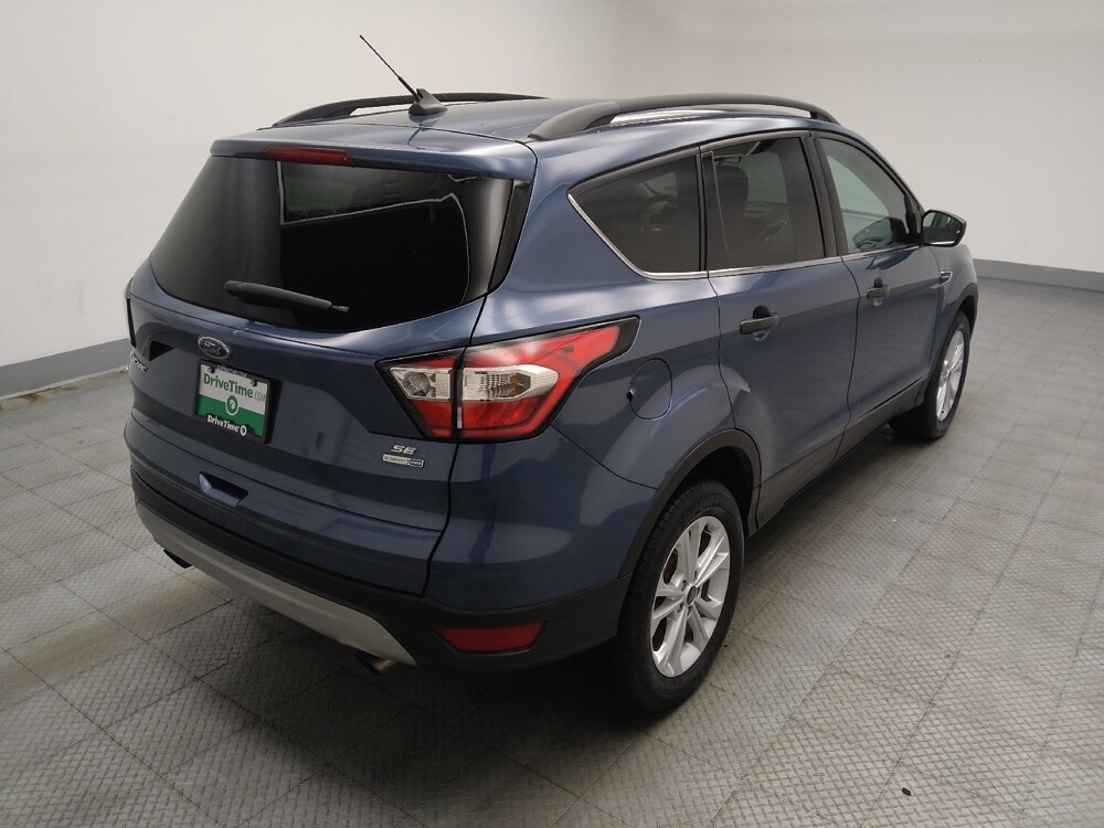 2018 Ford Escape in Lombard, IL 60148 - 18132767 9