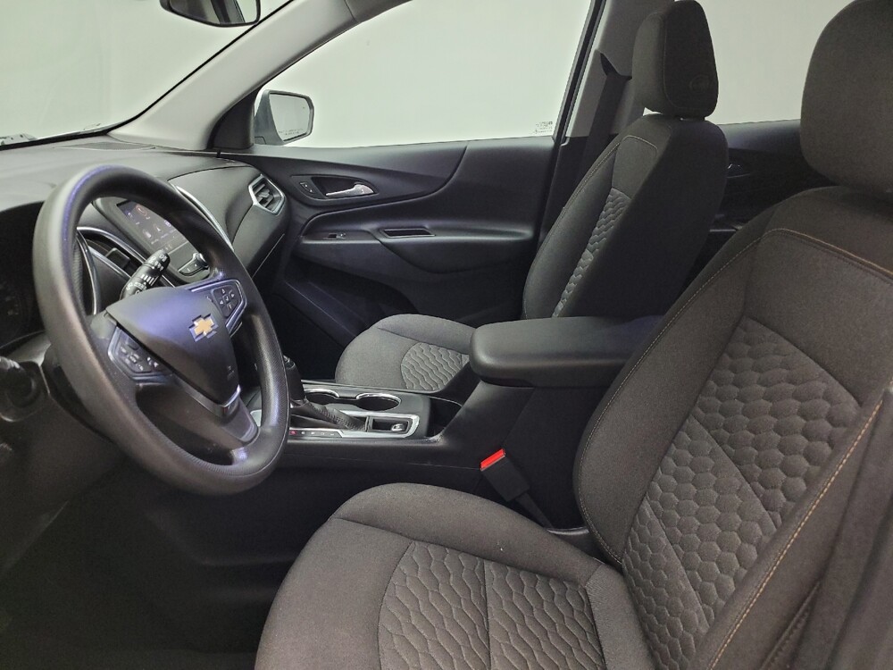 2020 Chevrolet Equinox in Eastpointe, MI 48021 - 18132771 17