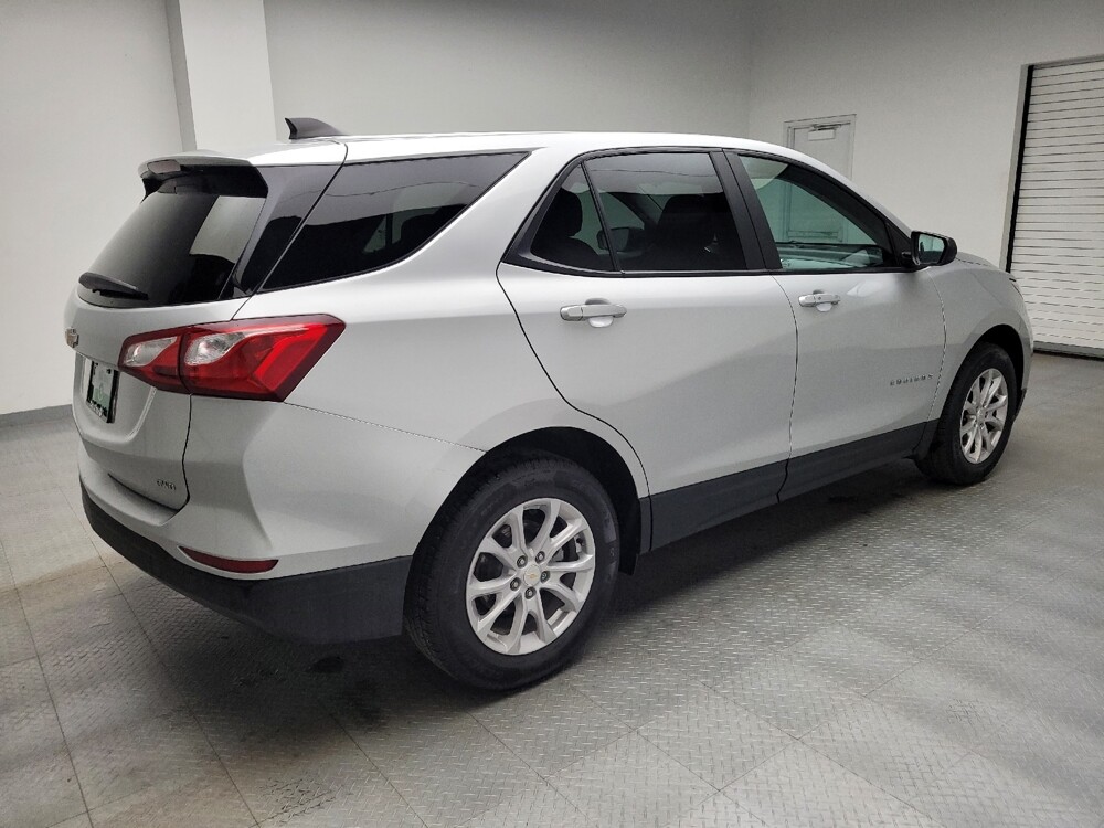 2021 Chevrolet Equinox in Taylor, MI 48180 - 18132774 10