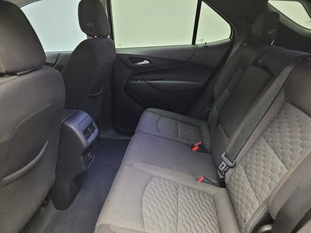 2019 Chevrolet Equinox in Eastpointe, MI 48021 - 18132775 18