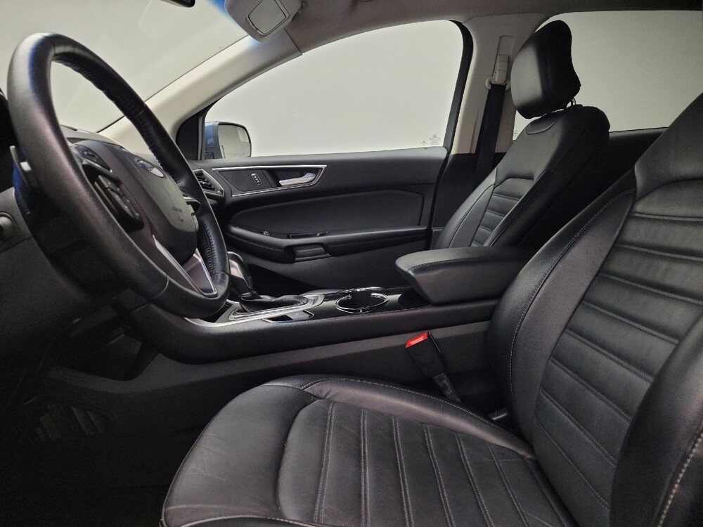 2018 Ford Edge in Eastpointe, MI 48021 - 18132776 17