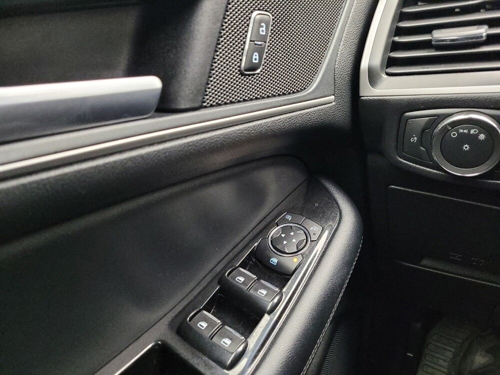 2018 Ford Edge in Eastpointe, MI 48021 - 18132776 27