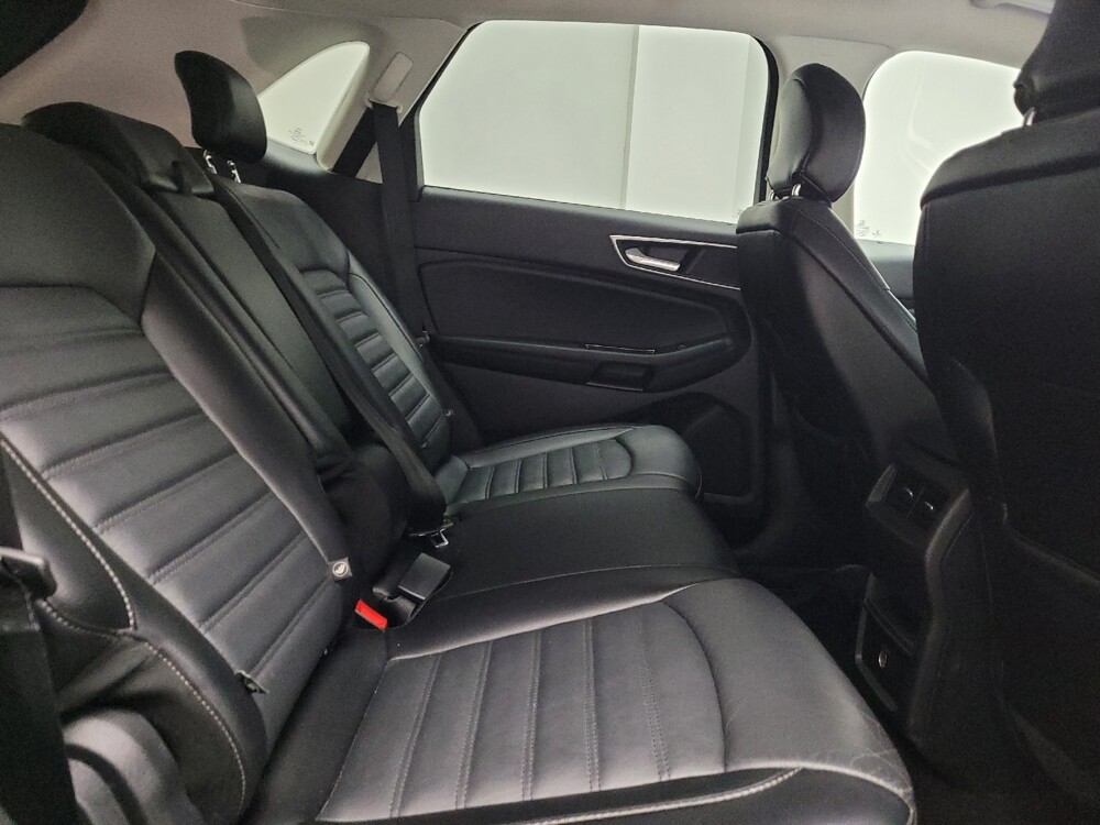 2018 Ford Edge in Eastpointe, MI 48021 - 18132776 19
