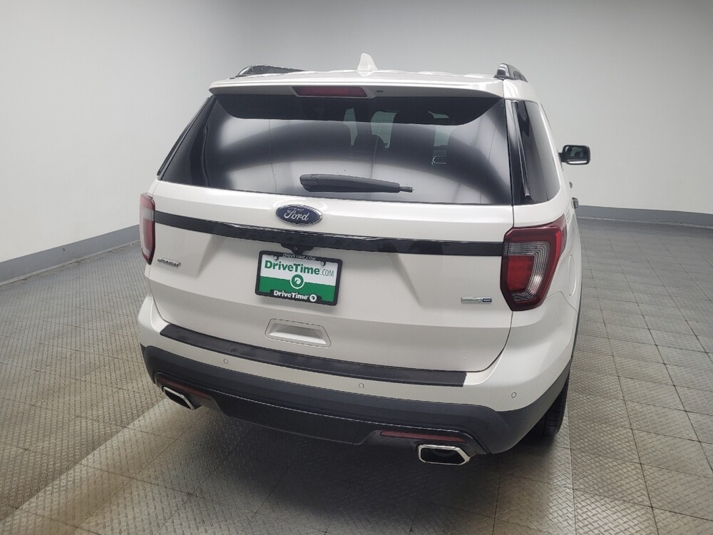 2017 Ford Explorer in Highland, IN 46322 - 18132778 7