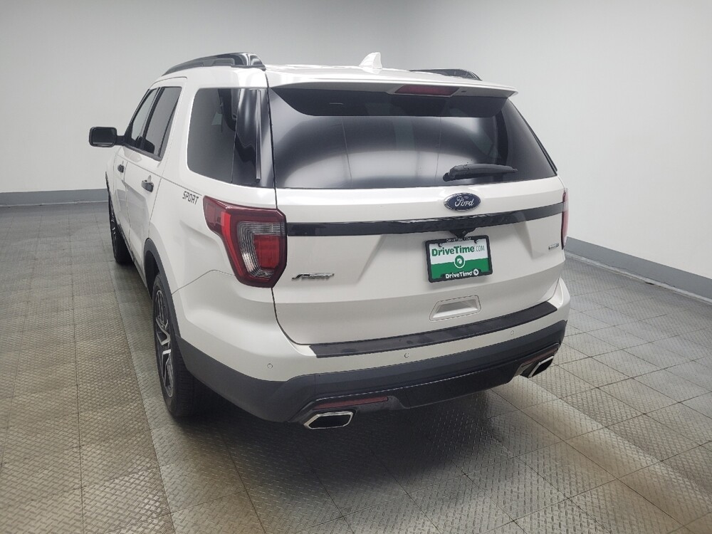 2017 Ford Explorer in Highland, IN 46322 - 18132778 5