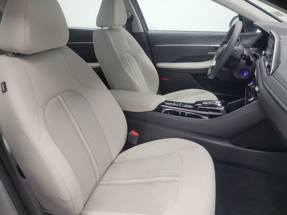 2023 Hyundai Sonata in Ft Wayne, IN 46805 - 18132780 21