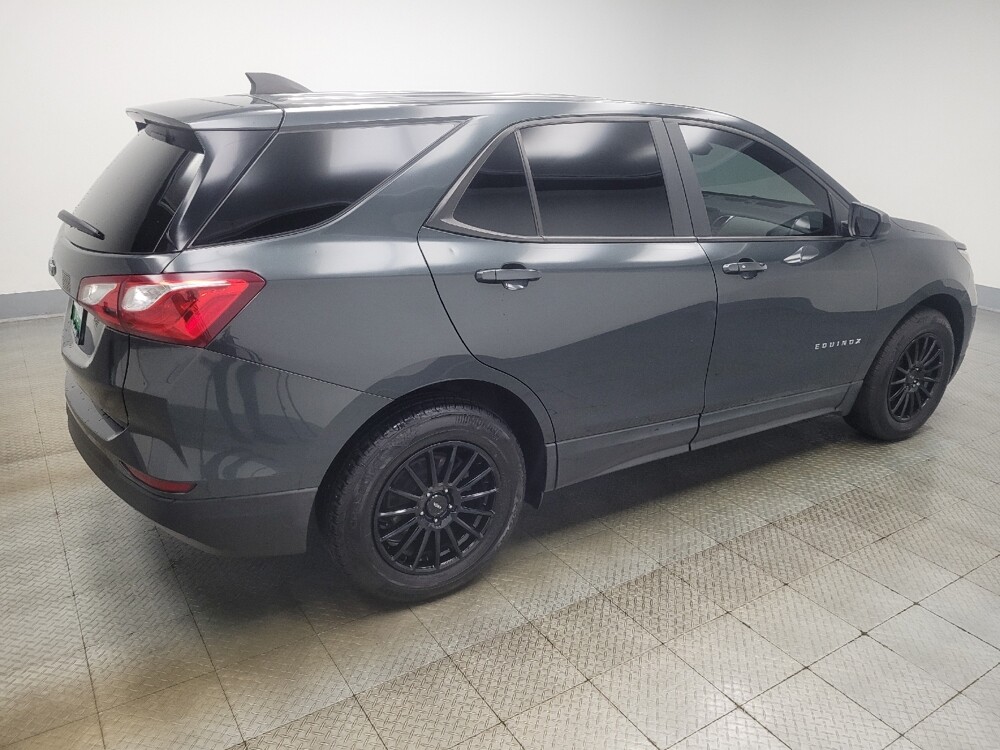 2020 Chevrolet Equinox in Ft Wayne, IN 46805 - 18132781 10