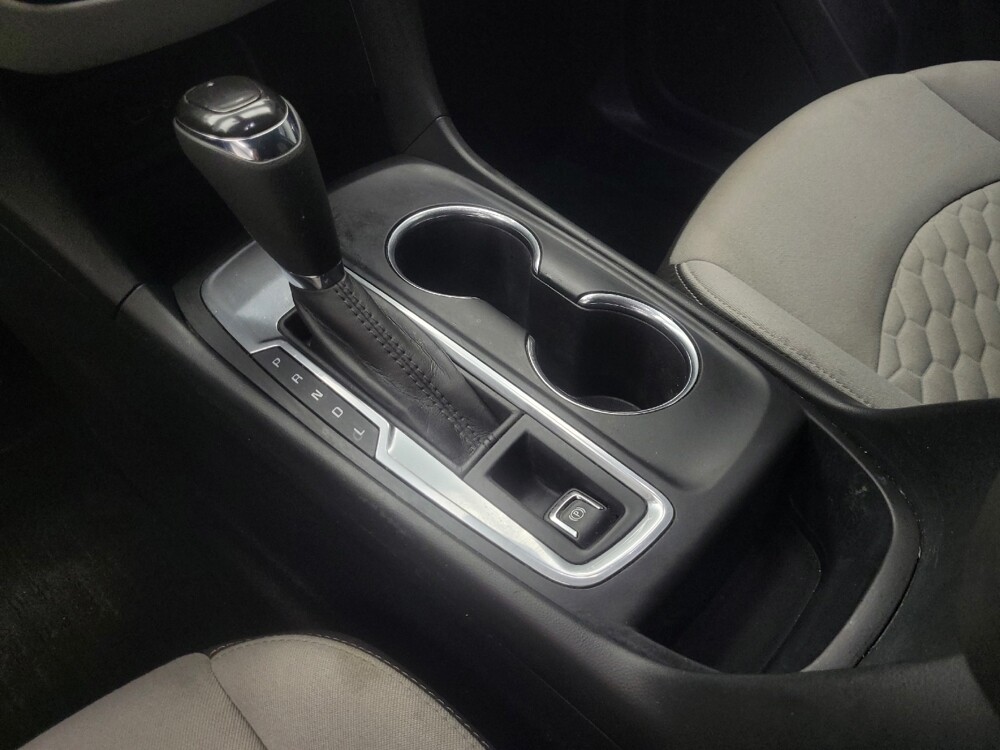 2020 Chevrolet Equinox in Ft Wayne, IN 46805 - 18132781 26