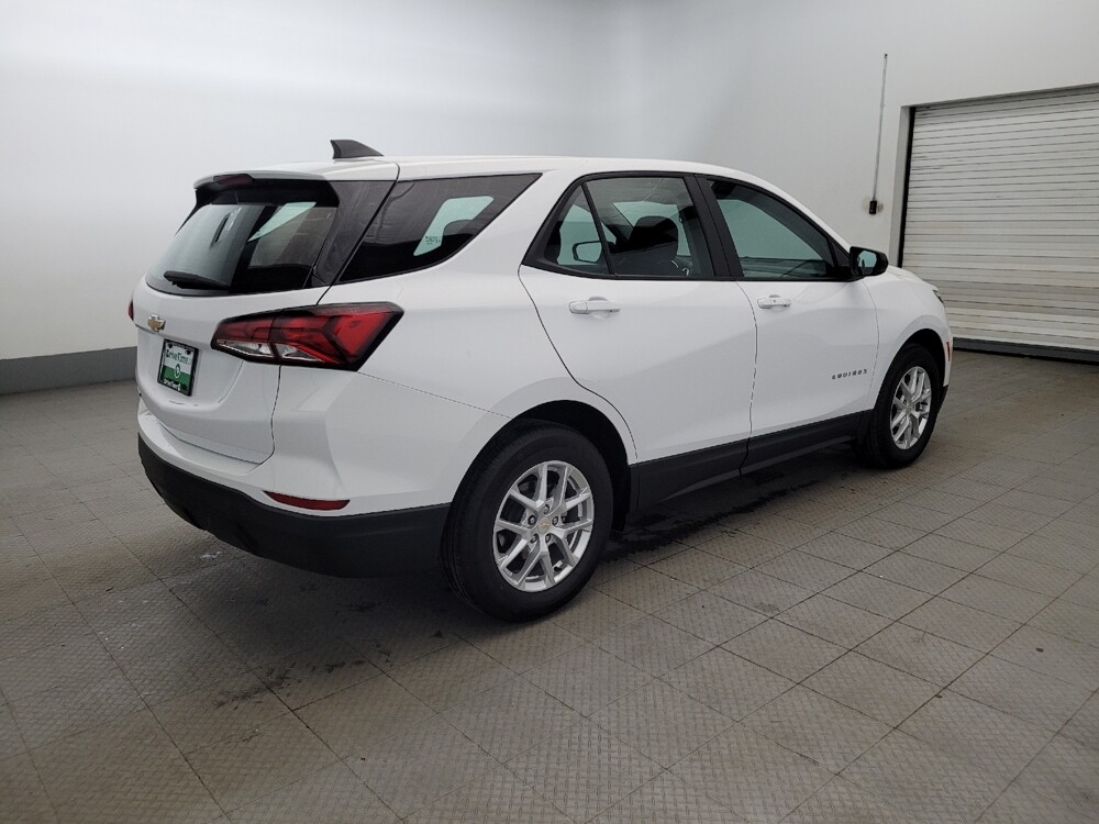 2024 Chevrolet Equinox in Woodbridge, VA 22191 - 18132783 10