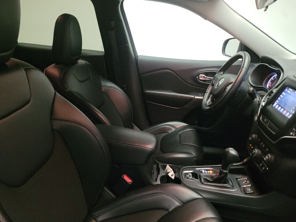 2019 Jeep Cherokee in Montclair, CA 91763 - 18132787 21