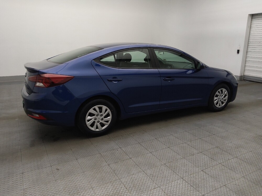 2019 Hyundai Elantra in Athens, GA 30606 - 18132794 10