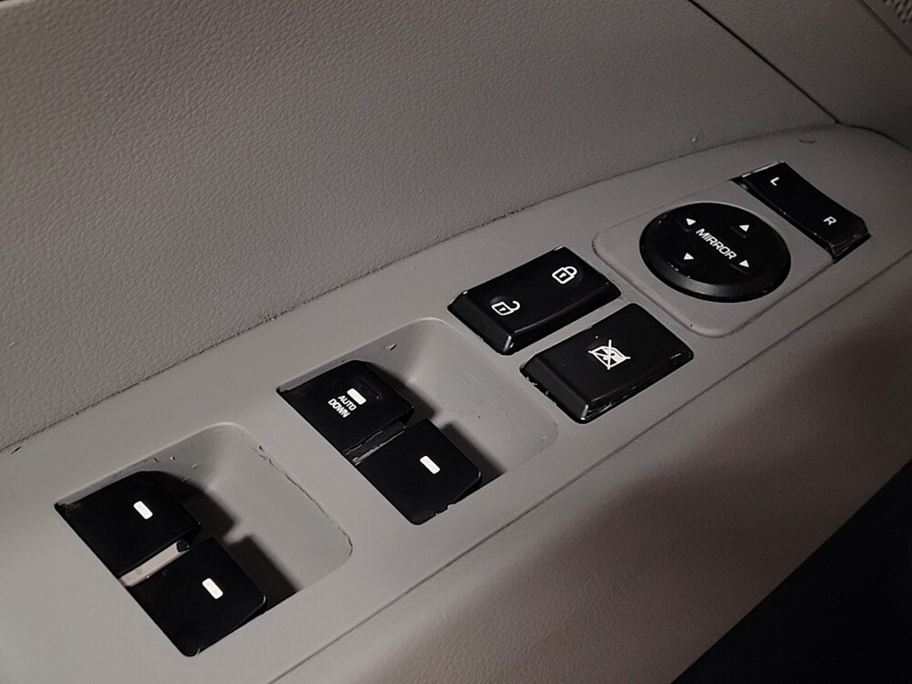 2019 Hyundai Elantra in Athens, GA 30606 - 18132794 27