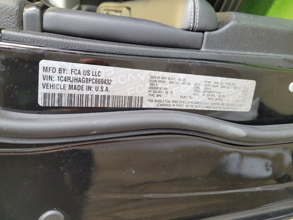 2023 Jeep Grand Cherokee in Columbus, OH 43228 - 18132801 33