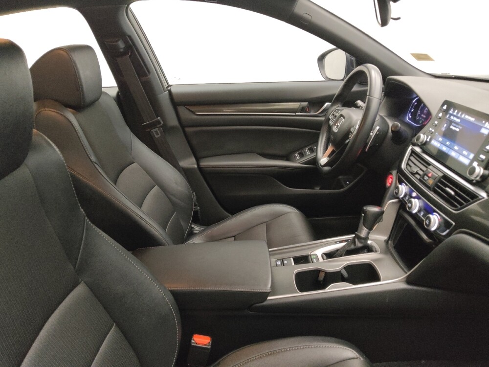 2019 Honda Accord in Midlothian, IL 60445 - 18132802 21