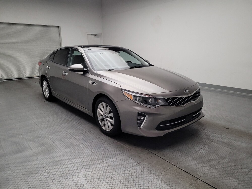 2018 Kia Optima in Torrance, CA 90504 - 18132803 13