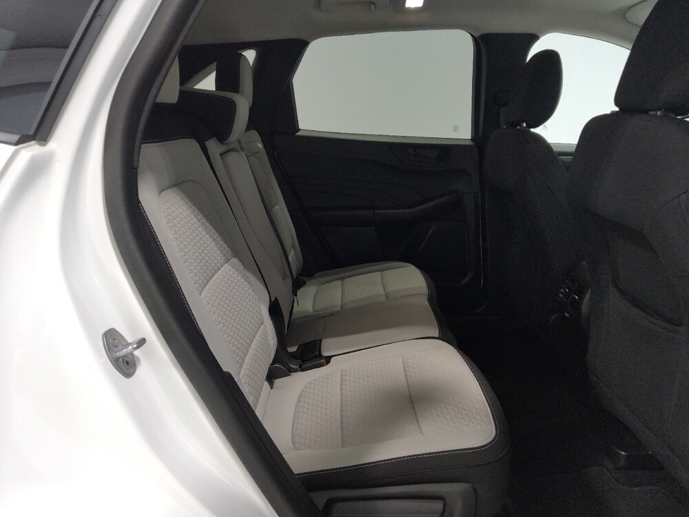 2023 Ford Escape in Columbus, OH 43231 - 18132805 19